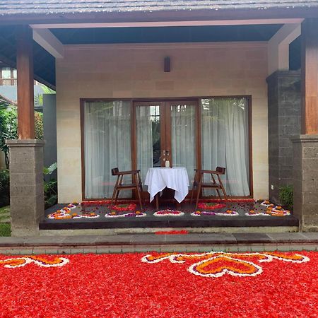 Poka Villa And Spa Ubud Exteriör bild