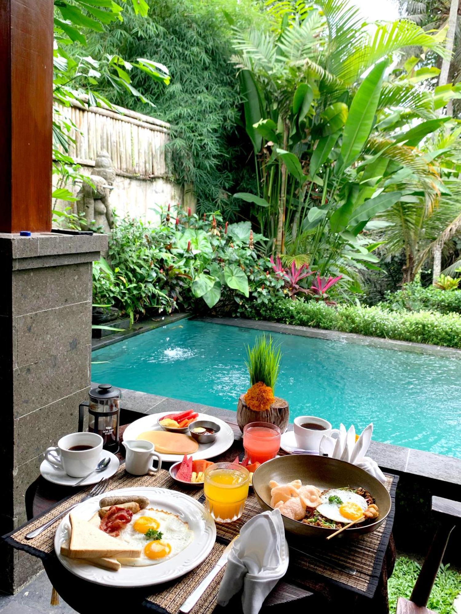 Poka Villa And Spa Ubud Exteriör bild